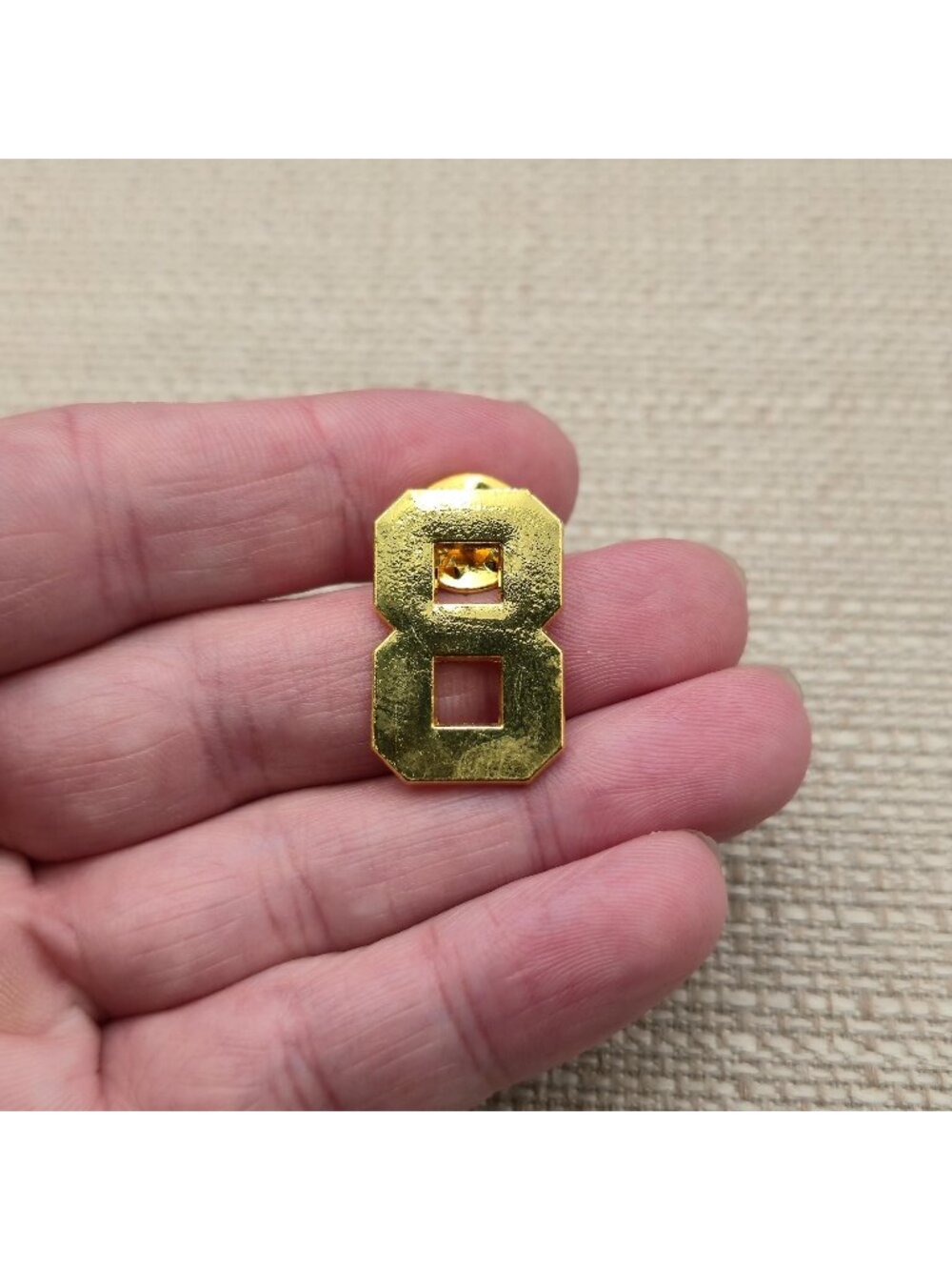 Gold Block Jersey Style Sports Number 8 Enamel Lapel Pin A8985